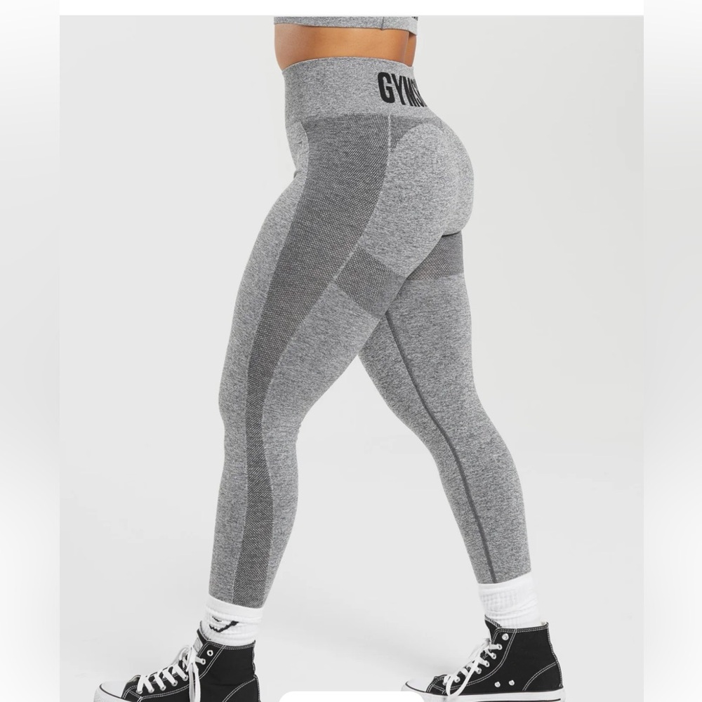 Gymshark Gray Leggings for Active Comfort/ new never worn